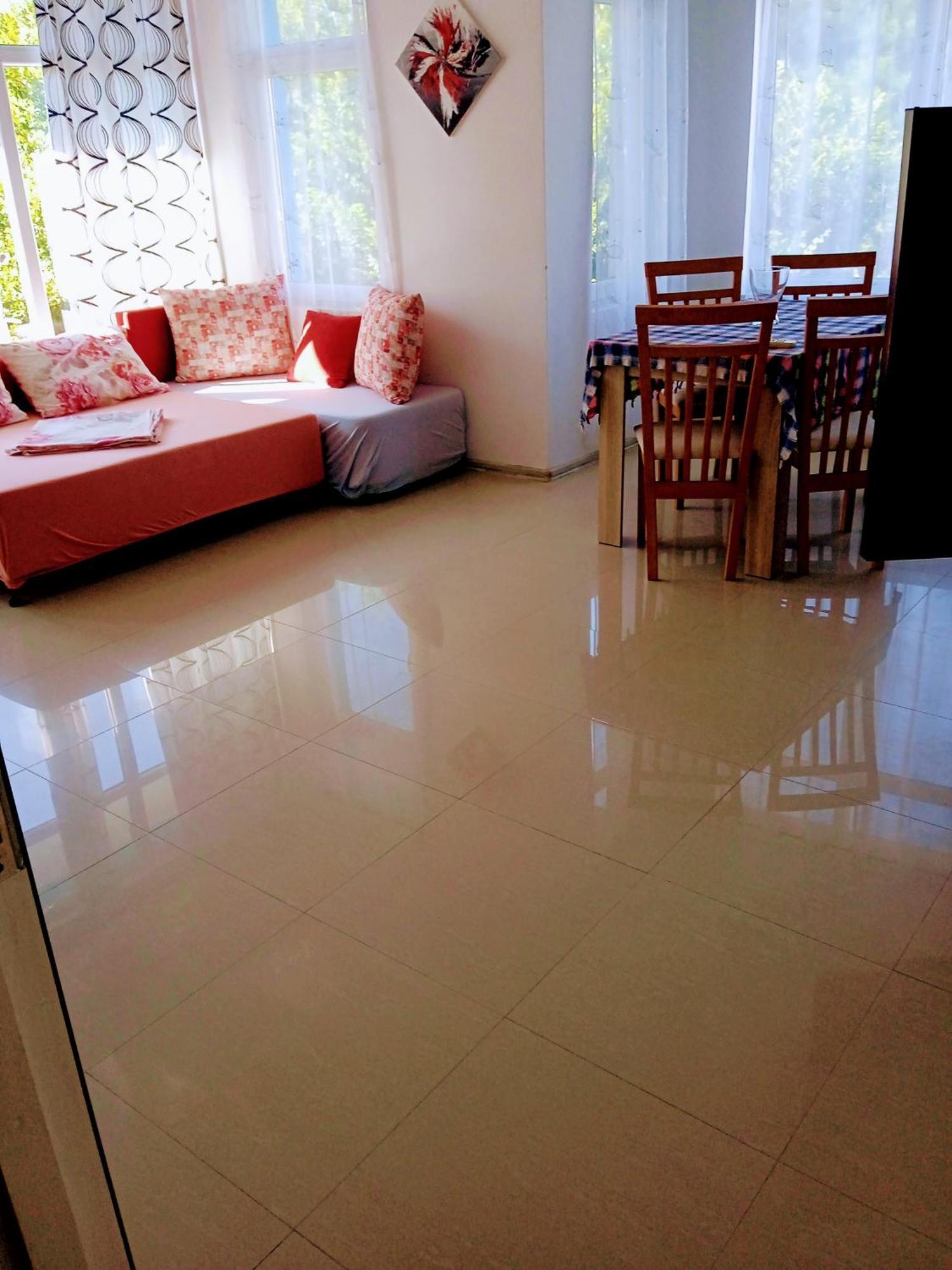 Vip Apart Svetlana Ravda Ngoại thất bức ảnh